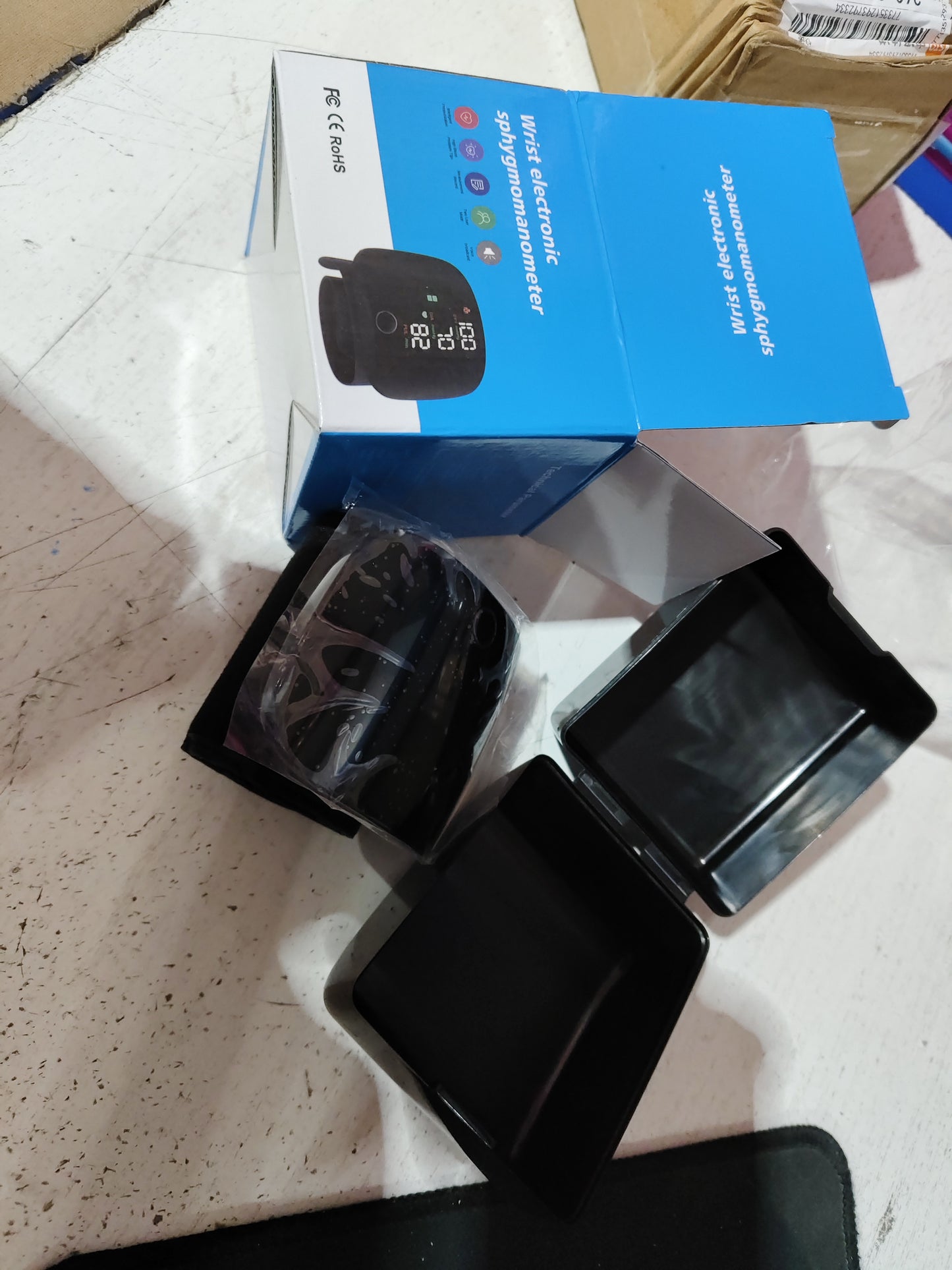 Wrist Sphygmomanometer Rechargeable Blood Pressure Meter