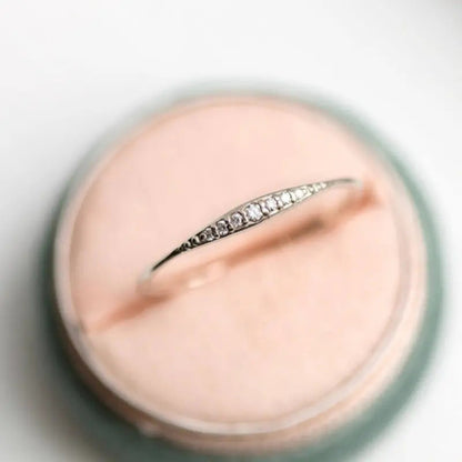 Womens Minimalist Zircon Fashion Ring Trendy And Stylish