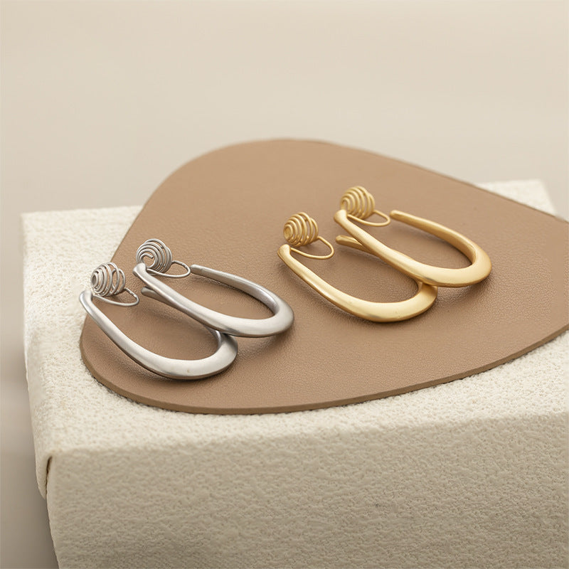 Minimalist Metal U-Shaped Earring Holder For Non-Pierced Ears A Niche Design