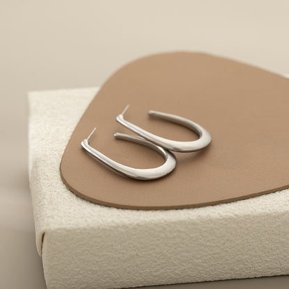 Minimalist Metal U-Shaped Earring Holder For Non-Pierced Ears A Niche Design