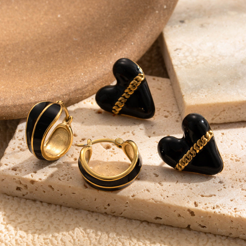 Versatile Titanium Steel With A Personalized Stainless Steel Heart Design